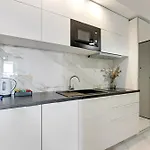 Granaria Riverside By Downtown Apartman